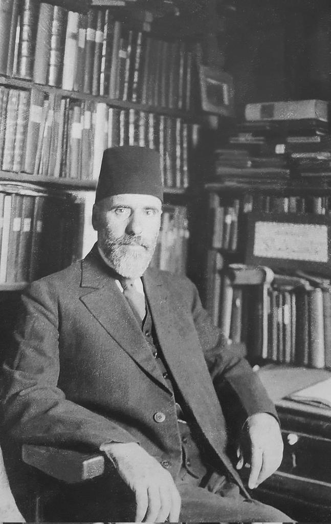 HNurArtiran's tweet photo. Vuslatının 72. Yıl Dönümünde Hâkk Âşığı, Mesnevîhân, Öğretmen, Gazeteci, Şâir, Yazar, Araştırmacı; çok yönlü âbide şahsiyet Tâhirü’l-Mevlevî Hazretlerini rahmet, şükran ve minnetle yâd ediyoruz.
Âlî rûhaniyetleri bizlerden hoşnut, makamı Cemâlullâh ola inşaallah..
Aşk-u muhabbet ile..