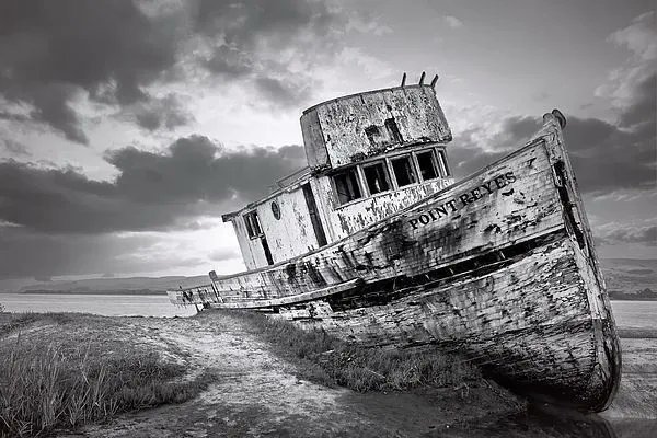 art for the Eyes! buff.ly/3ARrWOn #pointreyes #california #boat #fishingboat #landscapephotography #photography #artlovers #travel buff.ly/44pWkNw   #landscape #NaturePhotography #NatureBeauty #blackandwhite #blackandwhitephotography #landscapelovers