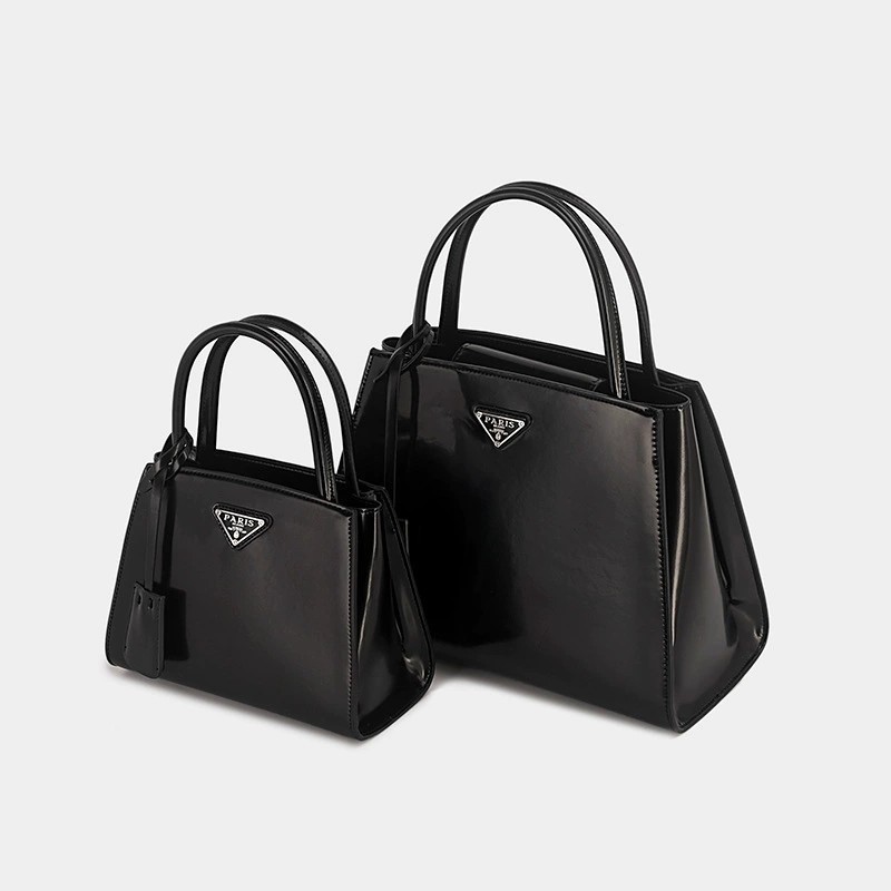 Sohrabb229's tweet photo. 👜US$56.08 - US$58.13 Reps Women Fashion Vertical Square Handbag🥳
✨
✨
💝Hardness: Soft
💝With Or Without Interlayer: Have
💝Number Of Shoulder Straps: Single
💝Size: Small/Large
🍥
🍥
🍥
#repshandbags #fauxbags #handbags #repsPradabags #womenbags #fakebags #babareplica #bags https://t.co/AfYccnKNo7