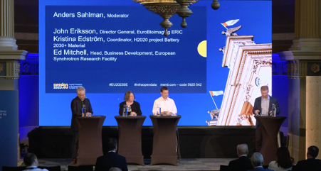 EuroBioImaging's tweet photo. How to manage big data &amp; make it lucrative for use by industry? #Researchinfrastructures can help, says John Eriksson, DG #EuroBioImaging at #infraopendata in Lund 🇸🇪. We must foster training, skill management, education, research &amp; collaboration with #RIs, academia &amp; industry. https://t.co/K8ko8tCWfY