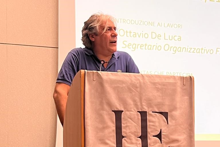 FilcaCisl's tweet image. #Communitas, a Bari il IV incontro dei divulgatori, col segretario #Cisl Daniela Fumarola e Antonio Castellucci (Cisl Puglia). Ottavio De Luca: &quot;Grazie a #welfare e #partecipazione diamo un ruolo ancora più importante alla #contrattazione, al nostro protagonismo, ai lavoratori&quot;.