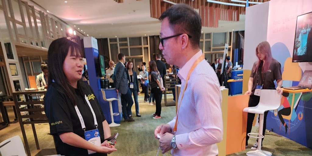 AlightSolutions's tweet photo. We had a great time at #WorkdayElevateSingapore! We learned a lot, met some great people, and made new connections. Thanks to everyone who came out to meet us and made it a success! #WorkdayElevateSG #AlightSolutions #AI #Business #Digitaltransformation #changemanagement https://t.co/jsVeZieC3I