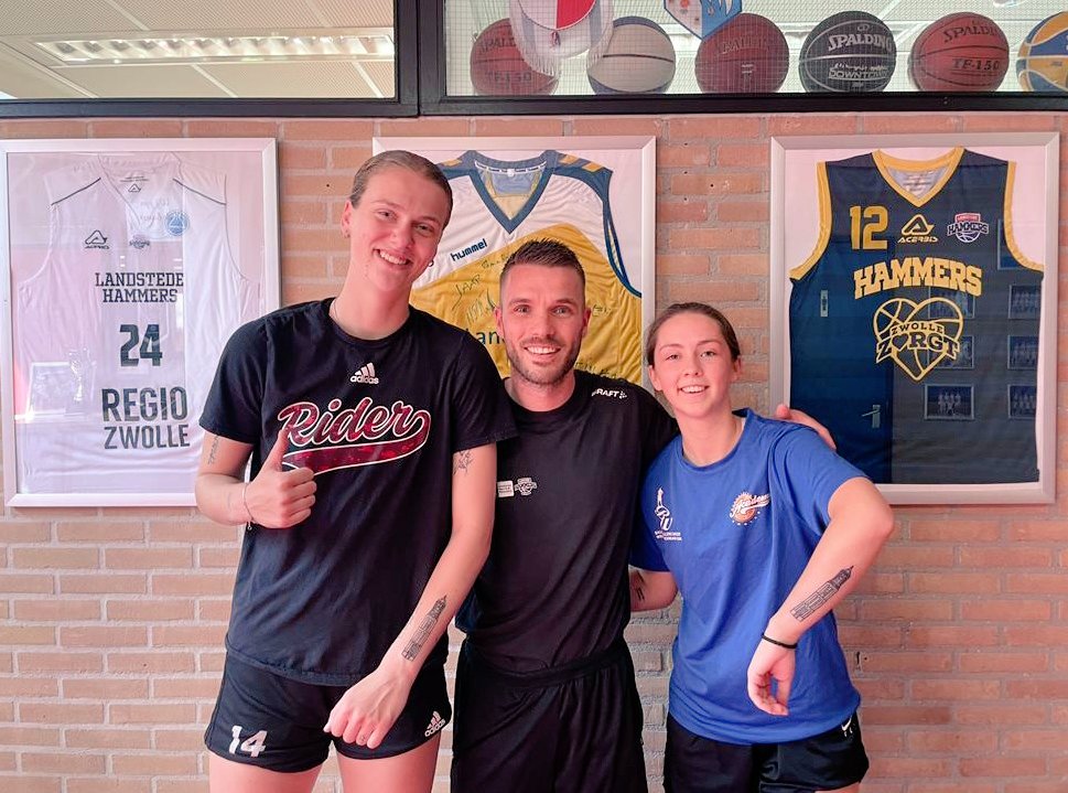 Couldn't be more dedicated to the city 😄🏀🔥

#peperbus #zwolle #tattoo