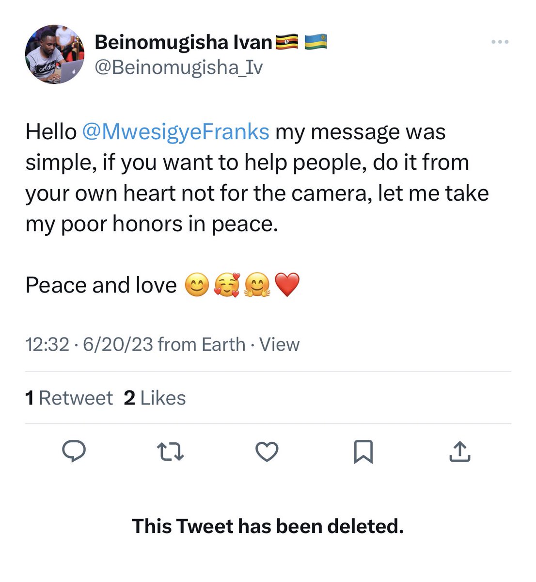 MwesigyeFranks's tweet photo. One day you will have a bad day because of interfering with people’s businesses, respect people’s opinions and their little money, just a gig of 50k make you say all these! Imagine if it was 500k?  Lastly; make your own money and give it out from your own heart not for the camera!  And btw here we don’t delete !