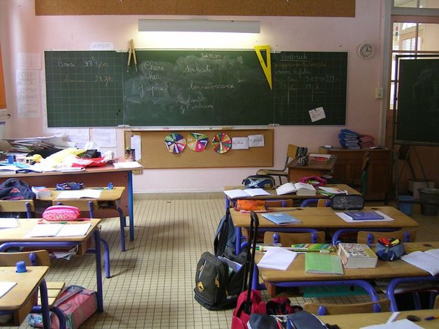CerfiaFR's tweet photo. 🇫🇷🎓 FLASH | 13 % des #enfants scolarisés de 6 à 11 ans présenteraient un trouble « probable » de santé mentale, selon une étude.

👉 Les garçons sont davantage concernés par des troubles du #comportement, et les filles sont plus touchées par des troubles anxieux et #dépressifs. https://t.co/9WPFFIPK5O
