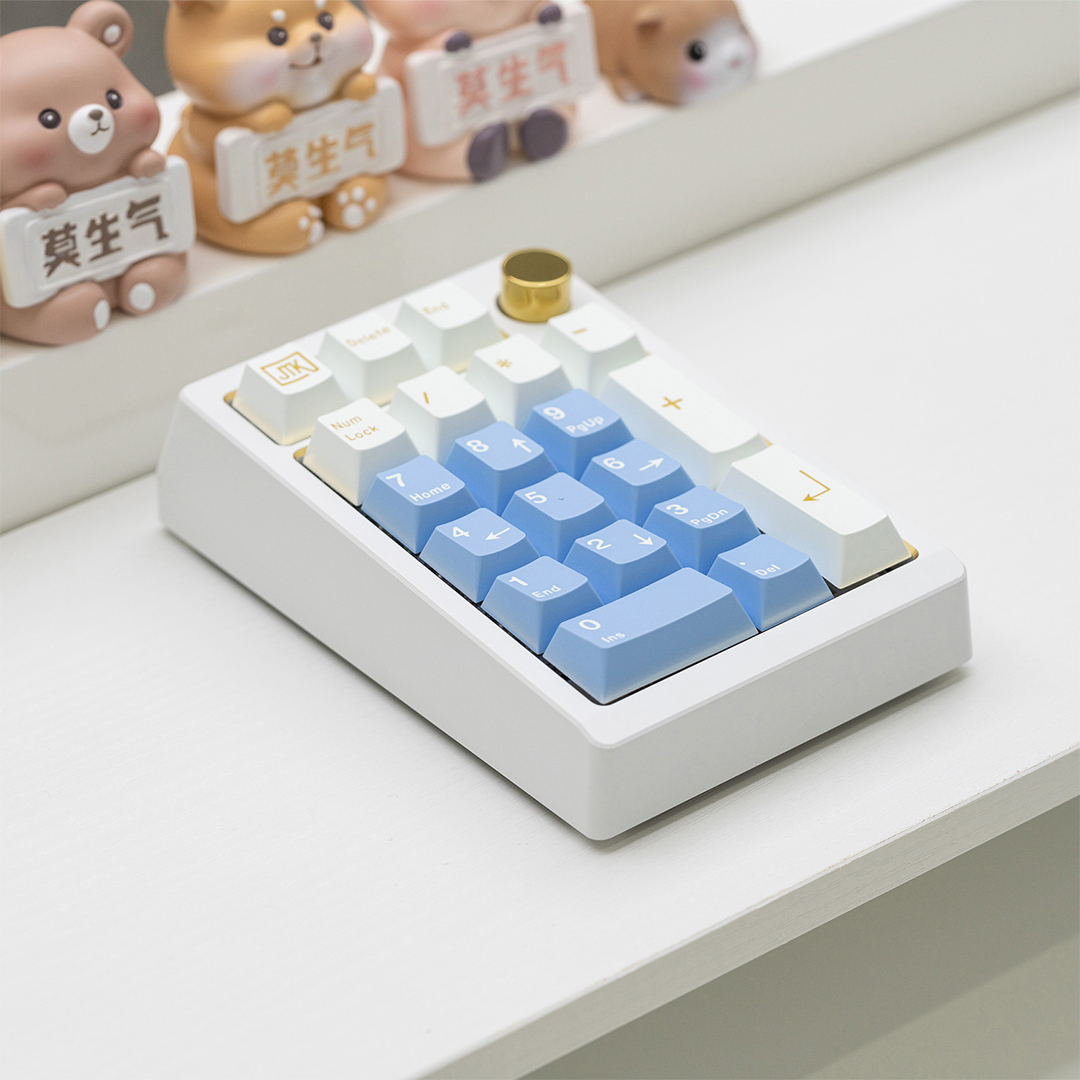 meletrix's tweet photo. Which ZoomPad Special Edition color is most impressive to you?👀
There will be custom color knobs and backplates for optional!
#customkeyboards #mechanicalkeyboards #zoompad #zoom75 #meletrix #desksetup #keebs #gamingsetup #gamingkeyboard https://t.co/KXQosSHskh