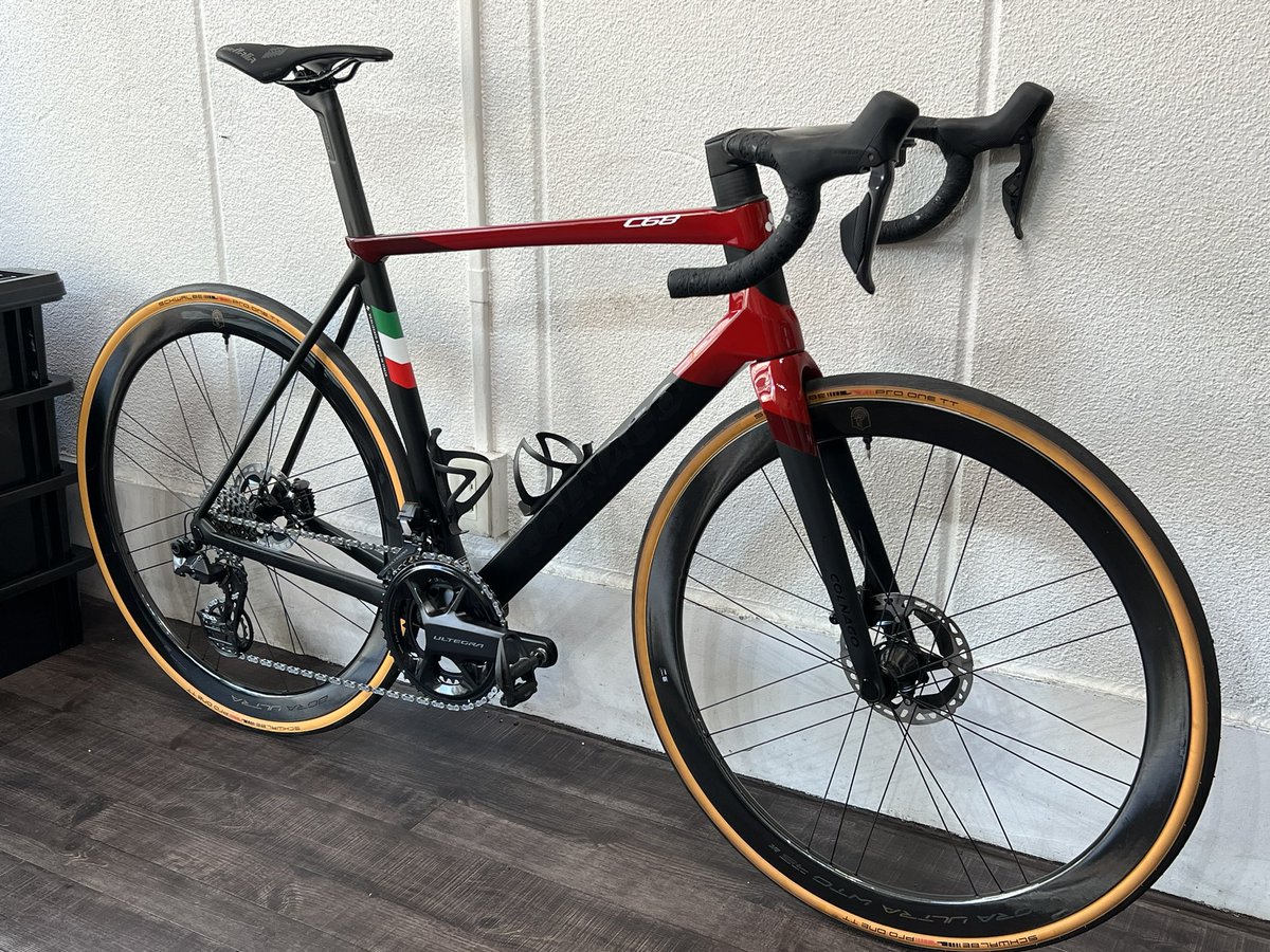 TqgHqo3OIWO6pOF's tweet photo. 【colnago c68 】カスタム、ガラスコーティング、チューニング、整備が完了です！　見てて楽しい♪走って楽しい🎶素晴らしいロードバイクに仕上がりました(^ ^)

#colnago
#c68
#campagnolo
#boraultrawto
#フルセラミックビッグプーリー
#rd6e60
#ガラスコーティング
#カスタム
#あさみフレンド https://t.co/ZIllXSLV4M