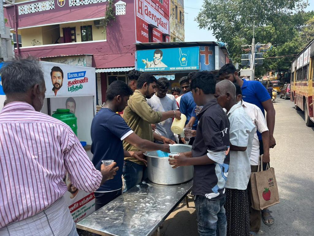 Hari_Socialist's tweet photo. • SFC WELFARE UPDATE |

For The Past 30 days We, North Chennai @Suriya_offl Anna Fans Club Members Has Been Relentlessly Providing Water Everyday To The People.

In Addition To Water, We Are Providing Butter Milk And Juice Too To The Public During All The Weekends.

We Have Got A Very Good Response From The Public. 

#Kanguva | #SFCWelfareWorks | @rajsekarpandian