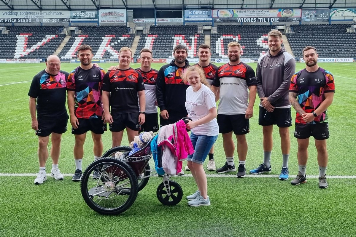 WidnesRL's tweet image. Last night we had a very special visitor as we welcomed @Melissassmile for her challenge of walking around six Rugby League Club pitches.

👏 Increasing vital awareness for Angelman Syndrome whilst also raising funds for Teardrops &amp;amp; DOTS.

gofund.me/798b3cf9