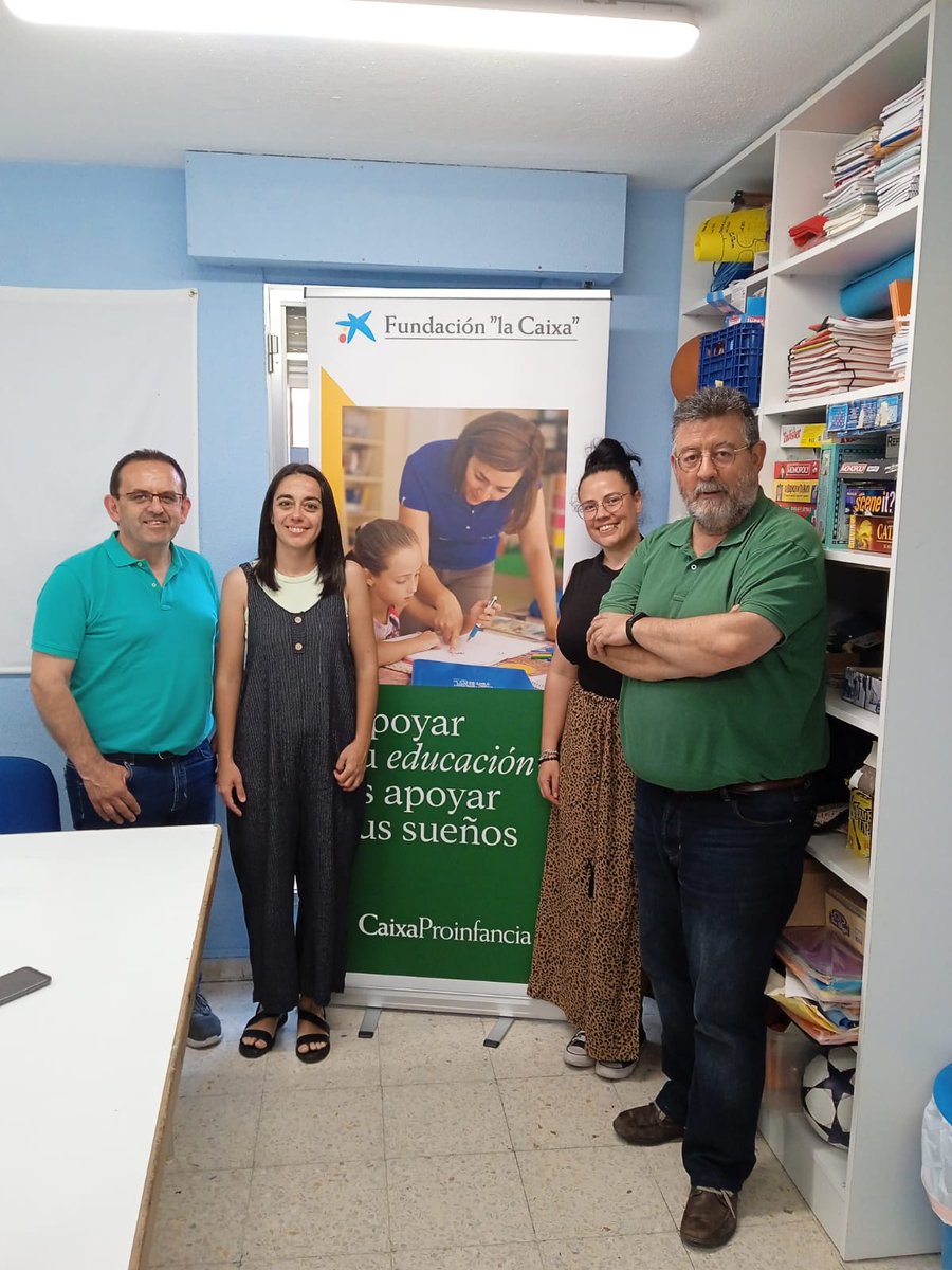 Ayer tuvimos la visita de Juan Carlos y Javier del Programa #caixaproinfancia 
Muy agradecidas por el encuentro tan distendido. <a href="/JCG_CPI_Madrid/">JCG CaixaProinfancia Madrid</a> @la_coordinadora <a href="/FundlaCaixa/">Fundación ”la Caixa”</a>