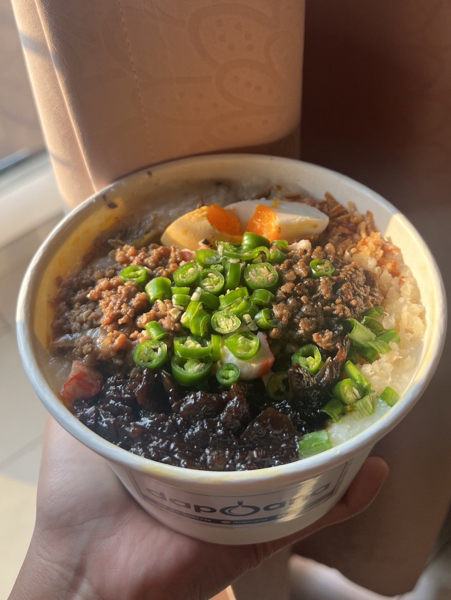 nxjwanasir's tweet photo. Sedap betul bubur berlauk dapoana ni! A must try @Twt_Cyberjaya https://t.co/nql9GqWz2I