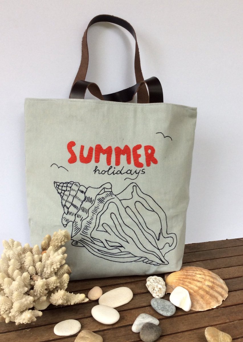 Sea shell blue canvas tote bag, hand embroidered, handmade, summer holidays lettering, chic summer shoppers bag, beach lovers gift etsy.me/3PilCrB #blue #mothersday #backtoschool #white #organicfabrics #summerstyle #vacationwear #seashellembroidery #shoulderhan