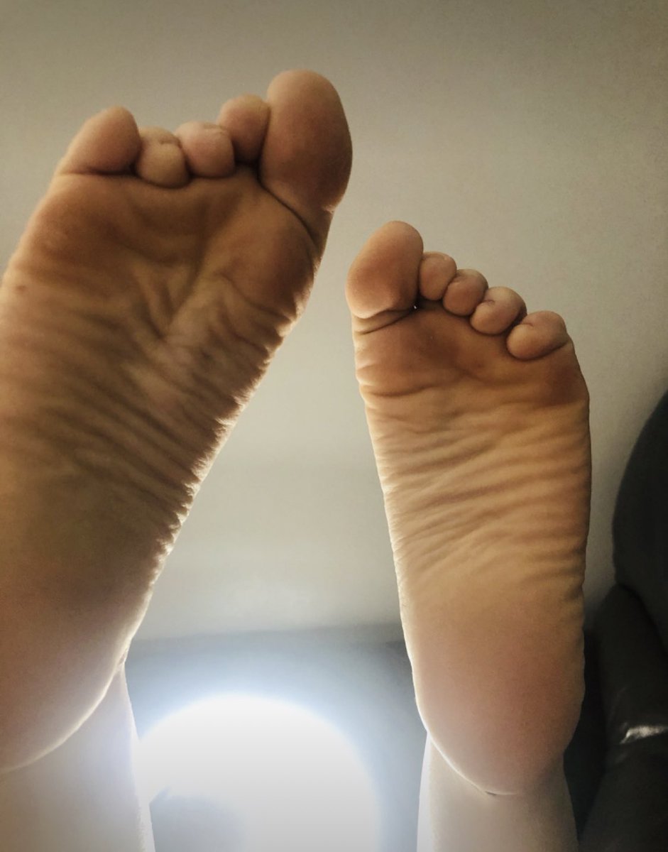 My relationship is over…..

I NEED SOMEONE TO LOVE ME

@lovethosefeet_ @rt_cutefeet @Toesandsoles89 @wantgirlsfeet @sexysoles77 @rt_feet @findom4feet @rtlovefeet @FootParadiseRT @rtthemtoes @Unownedpiiggy @FindomRT8 @s1av0 @Feetopia @SolesDelight1 @rt_promo2k @rt_find