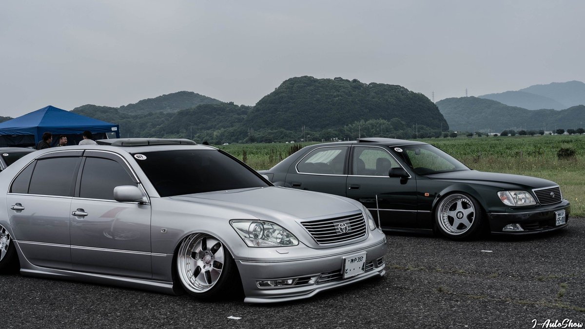 F_Shogo_0220's tweet image. ㊗️VIPSTYLE MEETINGアワードおめでとうございます‼︎

えのきさん号まじでカッコいい🥺

「20セルシオ × 30セルシオ」

#VIPSTYLEMEETING
#VIPSTYLE