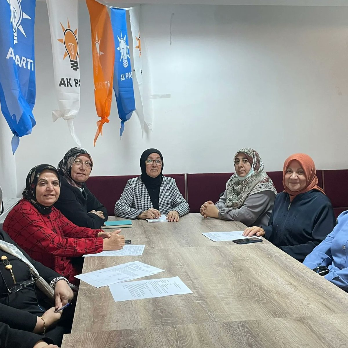 AK Kadın Polatlı (@polatliakkadin) on Twitter photo Haftalık yürütme ve yönetim kurulu toplantısı Kadın kolları Siyasi Hukuk işleri birimi başkanı Ayfer Coşkun başkanlığında gerçekleştirildi
<a href="/aysekesir/">Ayşe Keşir 🇹🇷🇹🇷🇹🇷</a> <a href="/hatice_cakmak_/">Hatice Çakmak 🇹🇷</a> Haftalık yürütme ve yönetim kurulu toplantısı Kadın kolları Siyasi Hukuk işleri birimi başkanı Ayfer Coşkun başkanlığında gerçekleştirildi
<a href="/aysekesir/">Ayşe Keşir 🇹🇷🇹🇷🇹🇷</a> <a href="/hatice_cakmak_/">Hatice Çakmak 🇹🇷</a>