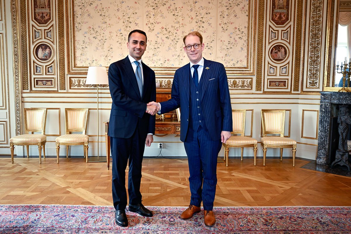 Swedish Ministry for Foreign Affairs (@swemfa) on Twitter photo Great discussions w/ new EUSR for the Gulf region, <a href="/luigidimaio/">Luigi Di Maio</a>, in Stockholm today. 🇸🇪 and its 🇪🇺Presidency strongly support his mandate. A stronger & more strategic 🇪🇺 partnership w/ the Gulf countries, based on common values & interests, will enhance security & prosperity. Great discussions w/ new EUSR for the Gulf region, <a href="/luigidimaio/">Luigi Di Maio</a>, in Stockholm today. 🇸🇪 and its 🇪🇺Presidency strongly support his mandate. A stronger & more strategic 🇪🇺 partnership w/ the Gulf countries, based on common values & interests, will enhance security & prosperity.