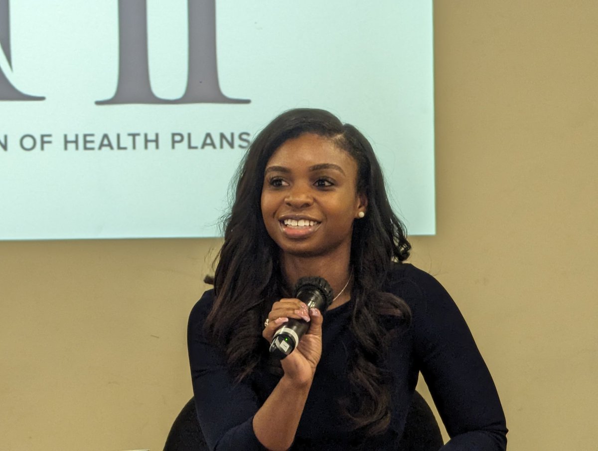 Final panel at #womenleadinghealthcare: talking innovation in tech and services. Talley Russell, <a href="/Humana/">Humana</a>, Dawn Forbes, <a href="/NASCEND/">NASCEND</a>, Lecresha Sewell, <a href="/MelanatedHealt1/">EnVue Health</a>, Naama Stauber Breckler, Better Health.
