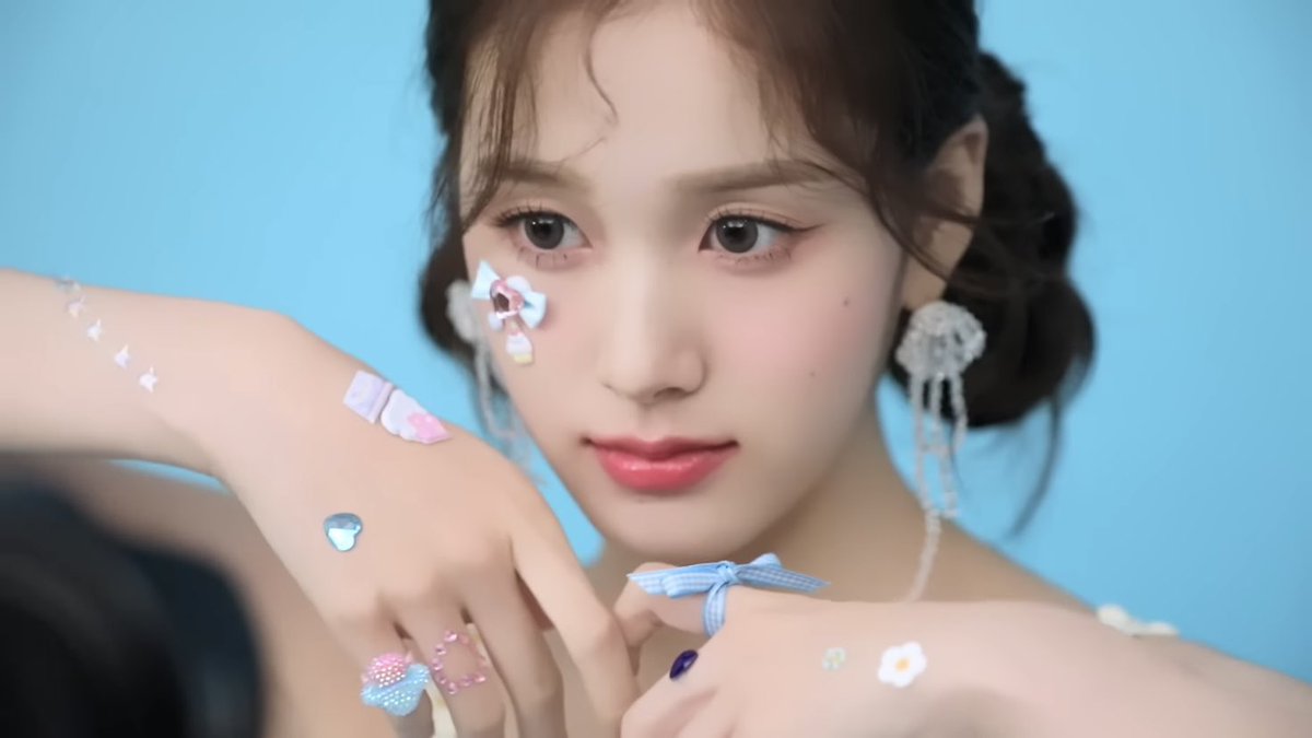 아니 ㅁㅊ.
인간여름
인간솜사탕
인간아이스크림
인간포카리