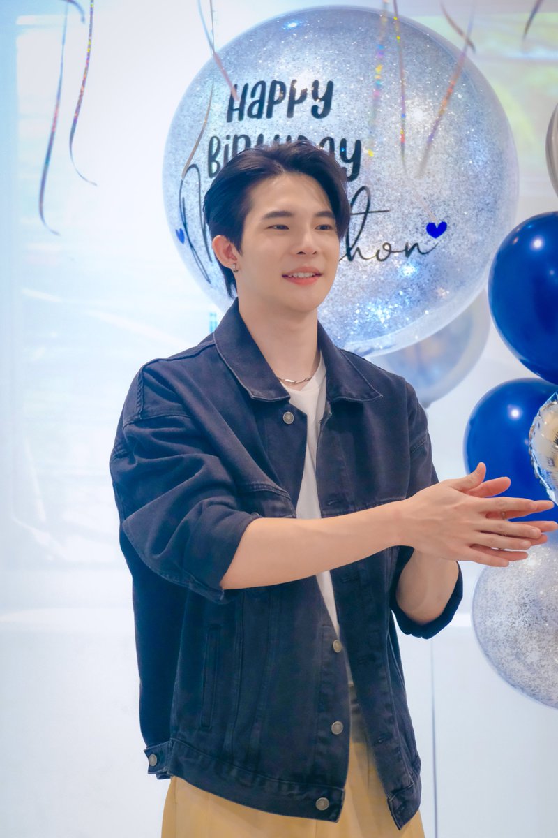 minniesnap's tweet photo. อู้ววววววว 😗 @MickMonthon
#birthdaycountdown
#mickmonthon
#MickeySmileyDay0620
#TwentyoneYears https://t.co/xIhUAEQNyE