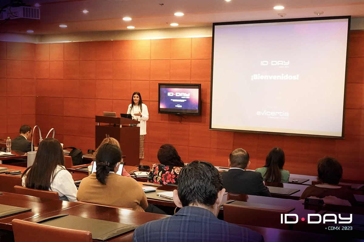 IdForo's tweet photo. 🚀¡Inicia el #IDDayCDMX 2023!
@GertriCamps, Directora Ejecutiva de @IdForo, nos ha dado la bienvenida a este gran evento.
👉Comunicación por medios Digitales en el Contrato de Seguros.
Revisa la agenda aquí: https://t.co/zEQm6ViziF https://t.co/avU6ZAUQ9F