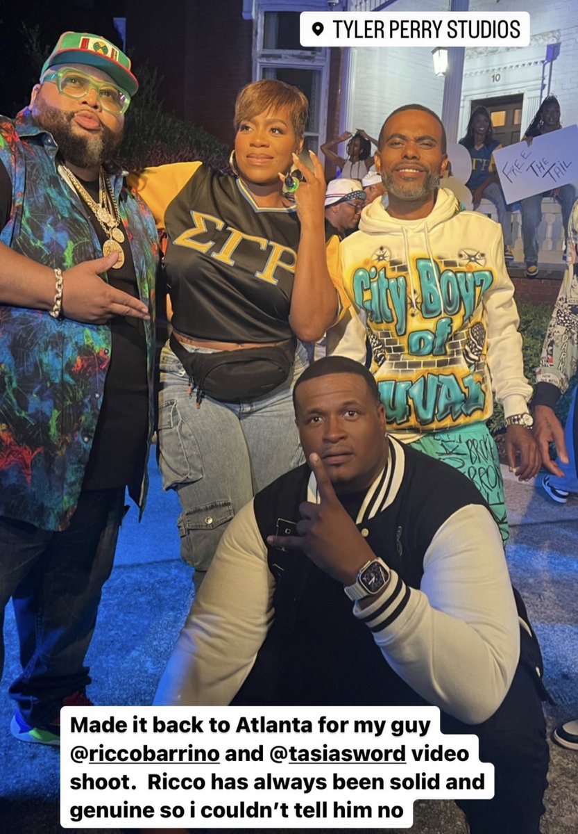 fantasia_daily's tweet image. Fantasia, Jazze Pha and Lil duval on set for her brother Ricco Barrino music video. 

Filmed yesterday at Tyler Perry Studios