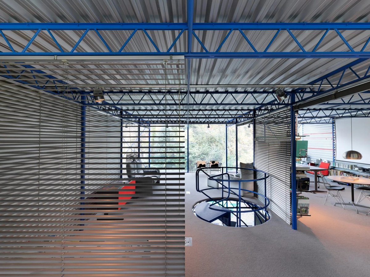 dezeen's tweet image. Ten key projects by high-tech pioneer Michael Hopkins: dezeen.com/2023/06/20/mic…