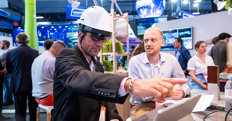 GroupeBouygues's tweet photo. ✅ C'est quoi l'innovation utile ? #BY4Future
Voici quelques exemples que nous avons présentés à #VivaTech. C'est aussi avec l'innovation que nous #DonnonsVieAuProgrès dans la construction, les énergies et services, les télécoms et les médias 👇