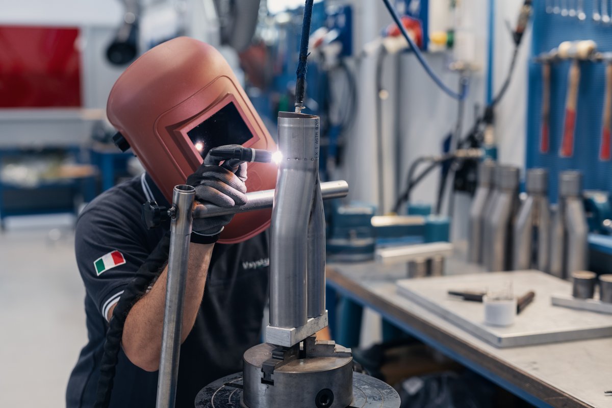 VsystemTech's tweet image. Al via la #WeldingAcademy di #Vsystem che ha siglato un accordo con @STSCertificazioni, per lo sviluppo di percorsi di alta formazione nell&apos;ambito della saldatura. vsystem.it/blog/a-fiorano…
#WeAreVsystem #welding #weldingindustry #weldingjobs #motorsport #aerospace #defence #desing