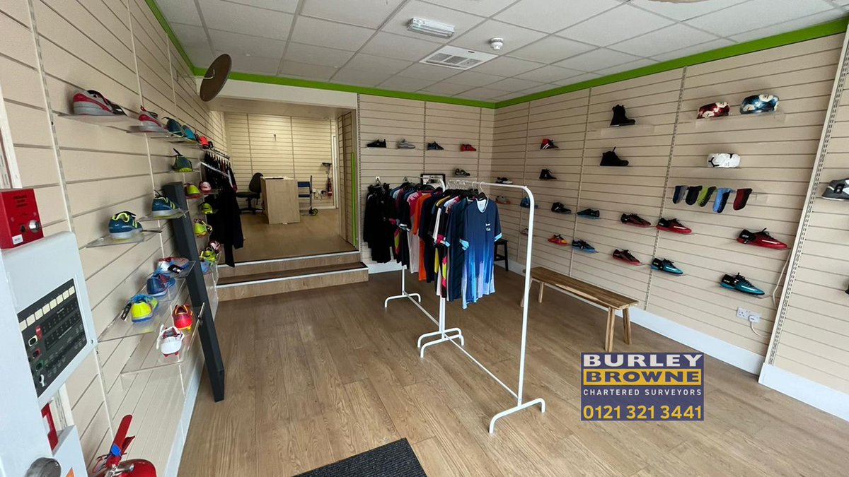 BurleyBrowne's tweet photo. New to the Market!   543 Bearwood Road #Smethwick provides a retail unit TO LET with a ground floor sales area of 412 sq ft and first floor ancillary of 399 sq ft.  Large glazed shop front. Busy shopping parade.  Contact @BurleyBrowne to arrange a viewing! https://t.co/M1g65DfP9v