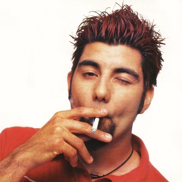 hayatımızın soundtrack’lerinden bazılarına hayat veren deftones’un sesi chino moreno, bugün 50. yaşını kutluyor. 🎂