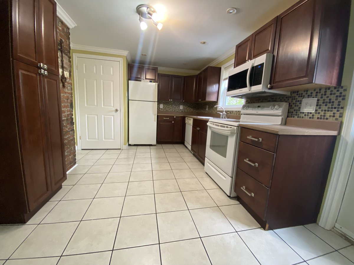 New Listing * $234,900 * 5 Fitzpatrick Ave, Downtown St. John's.

- 3 bedroom
- Off street parking
- 1,320 sq/ft livable area 
- Dry basement for storage
- Fenced back yard
- Many renovations 

More photos and info at:
jamiekorab.remaxrealtyspecialistsnl.ca