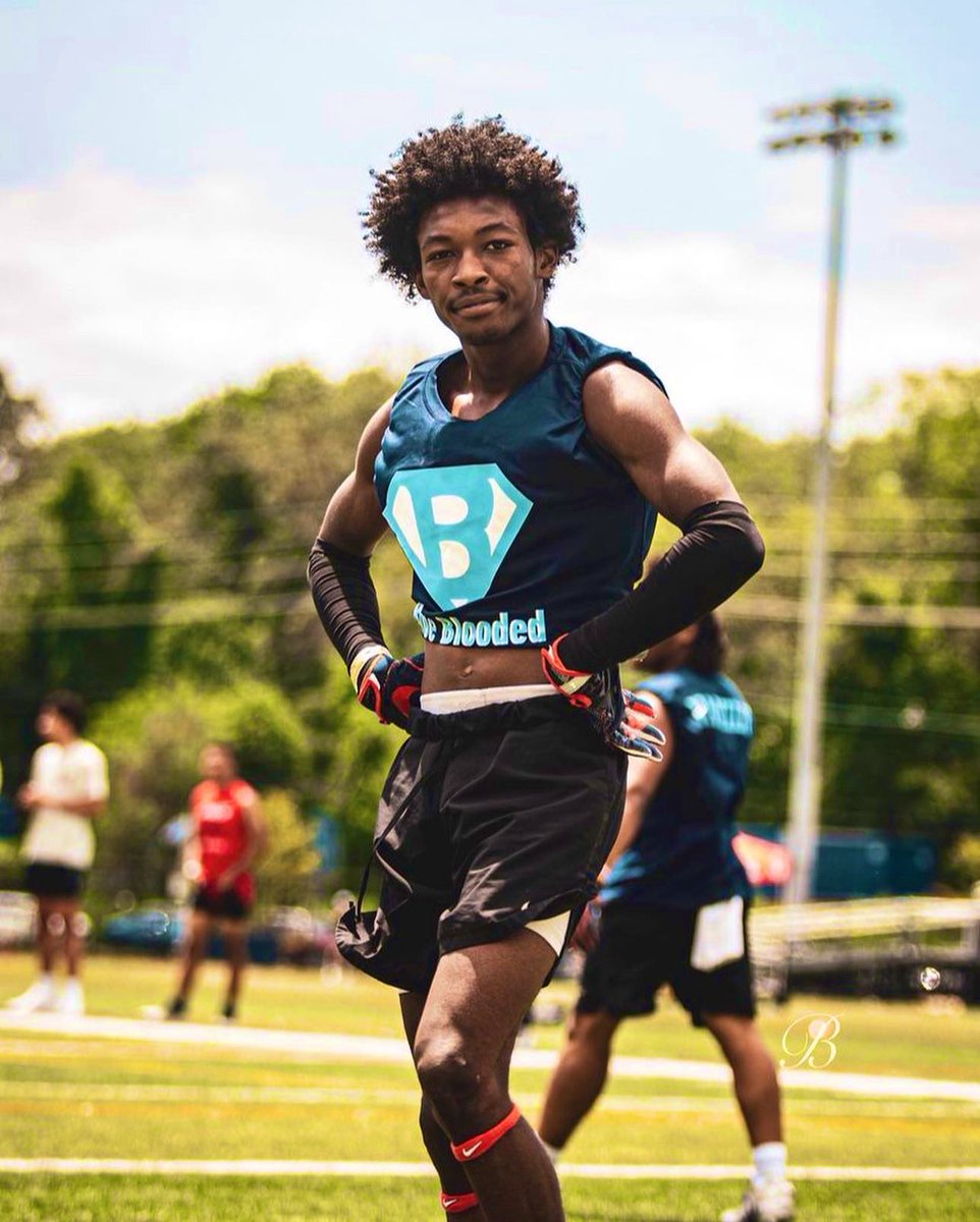 quran_mcmillan's tweet image. Senior year loading 🥷……. #island #noonesafe