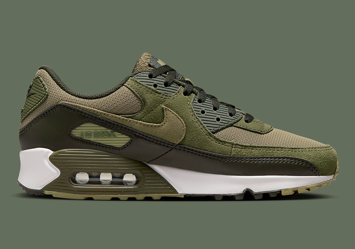 The Nike Air Max 90 goes military 🪖