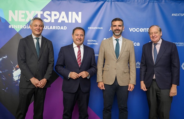 🗣️@RamonFPM apuesta por hacer de #Andalucía referencia en #biocombustibles y #biorresiduos 🌍♻️

+INFO➡️cuadernoagrario.com/?p=48422 vía @MedioAmbAND 

📸@Vocento #NextSpain