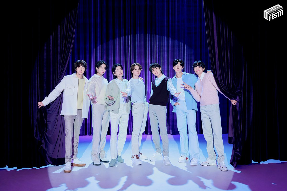 .@BTS_twt is the first artist in history to achieve 7 No.1 songs on Billboard Global 200 chart.