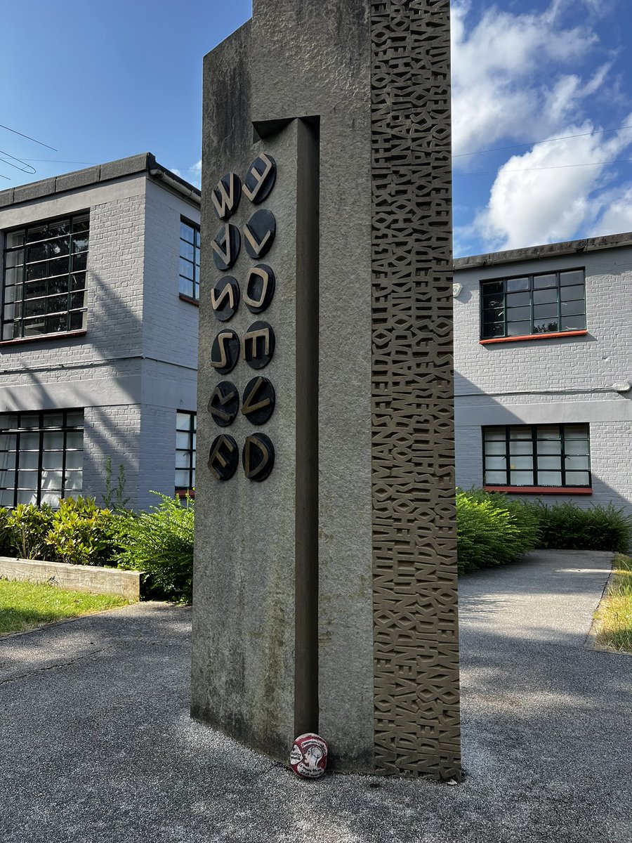 RosemaryTowns15's tweet photo. Where better to celebrate the power of #CommunicationWithoutWords  than @bletchleypark  #RockingAphasia @dyscoveraphasia https://t.co/x3mzV2ZqYv