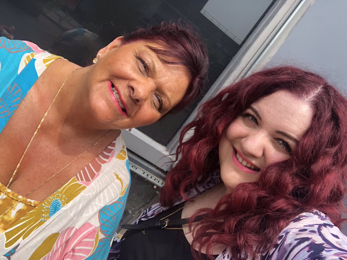 HandDrawnWorld_'s tweet photo. Birthday surprise for my Mum; seeing #BBCGoodFoodShowSummer - Thankyou for the tickets #BrumHour π
#BirminghamNEC #BBCGoodFoodShow https://t.co/AvfIuf4rVj