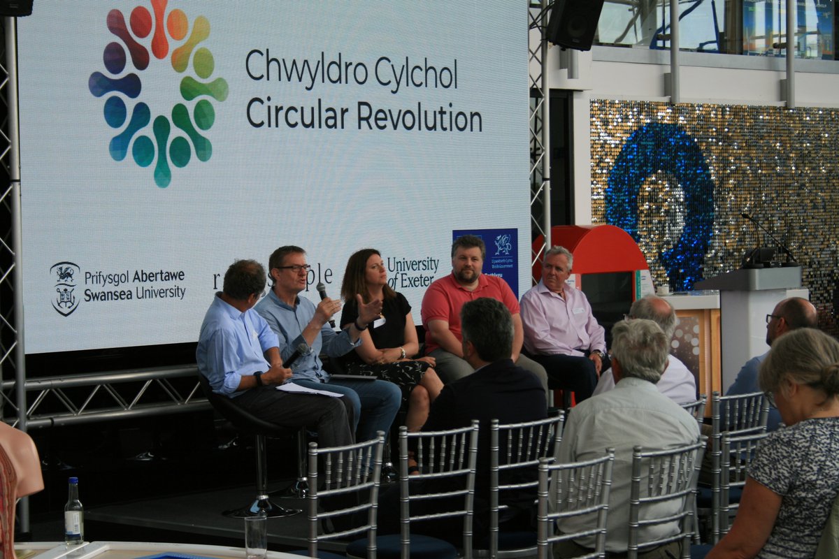 CircRevolution's tweet image. We&apos;re here at Techniquest, Cardiff discussing all things Circular Revolution, at todays showcase.