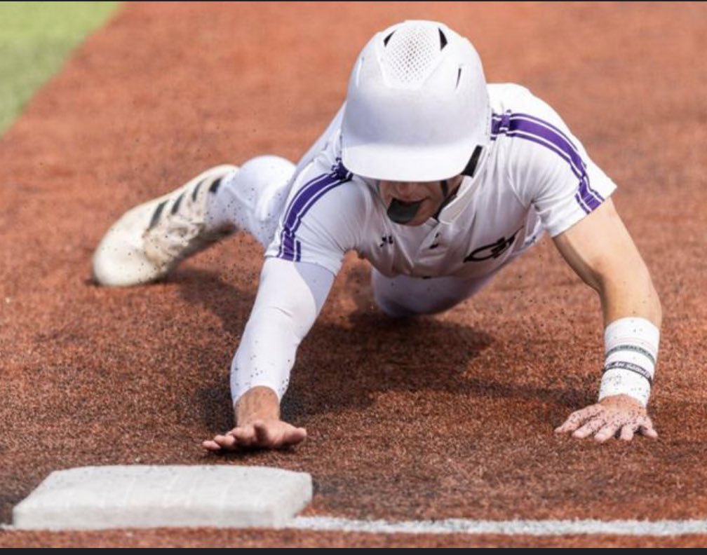 Thank you to my family, friends, and coaches. Im excited to announce that I am committed to Hutchinson CC. 🔵🐉
#BreatheFire