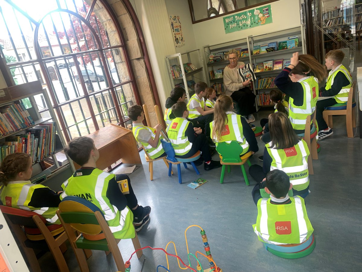 CavanLibrary's tweet photo. A favourite part of our Librarians day, is the Class Visits for storytime!!
#YourCouncilDay #DoLรกsaChomhairle
#CavanLibraries @cavancoco @LibrariesIre https://t.co/8JlNYNMbTw