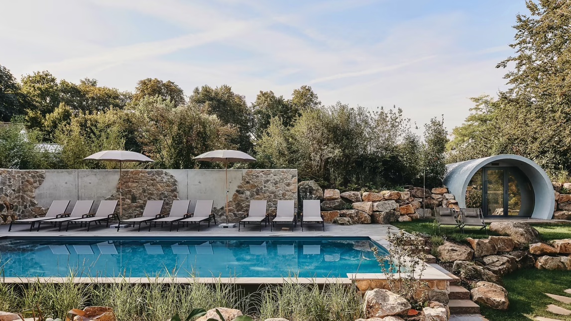 😎 Ab in den Bademantel heißt es im Landhotel Voshövel am Niederrhein 🇩🇪👉tinyurl.com/Landhotel-Vosh…
📷: Landhotel Voshövel
#leadingspa #leadingsparesorts #landhotelvoshövel #auszeit #wellnessurlaub #krafttanken #voshövelmoments #voshövelfeeling #wellness #wellnesshotel