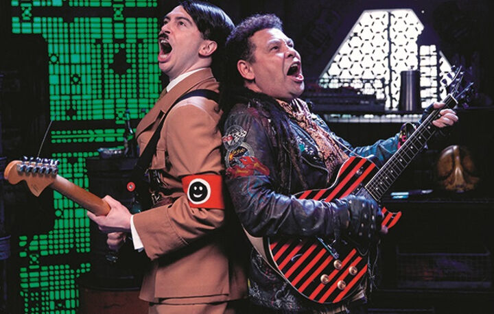 Dr.FeelGood {Malus Thantos} (@phillipsmalus) on Twitter photo With the announcement of #RedDwarf coming to IPlayer. <a href="/DougRDNaylor/">Doug Naylor</a>, <a href="/CCfunkandsoul/">Craig Charles</a>, <a href="/RyanGage/">Ryan Gage</a>, my fav Red Dwarf scene from Series 12, Ep 1, "Cured". Always die of laughter with this scene. Crossed fingers for a new series or special! With the announcement of #RedDwarf coming to IPlayer. <a href="/DougRDNaylor/">Doug Naylor</a>, <a href="/CCfunkandsoul/">Craig Charles</a>, <a href="/RyanGage/">Ryan Gage</a>, my fav Red Dwarf scene from Series 12, Ep 1, "Cured". Always die of laughter with this scene. Crossed fingers for a new series or special!