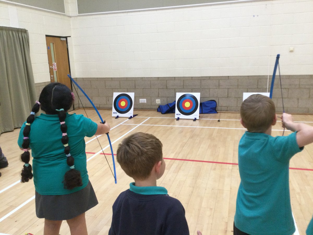 class2foxton's tweet photo. Lots of fun today learning archery, boccia and curling. https://t.co/5jw20Mt8hL