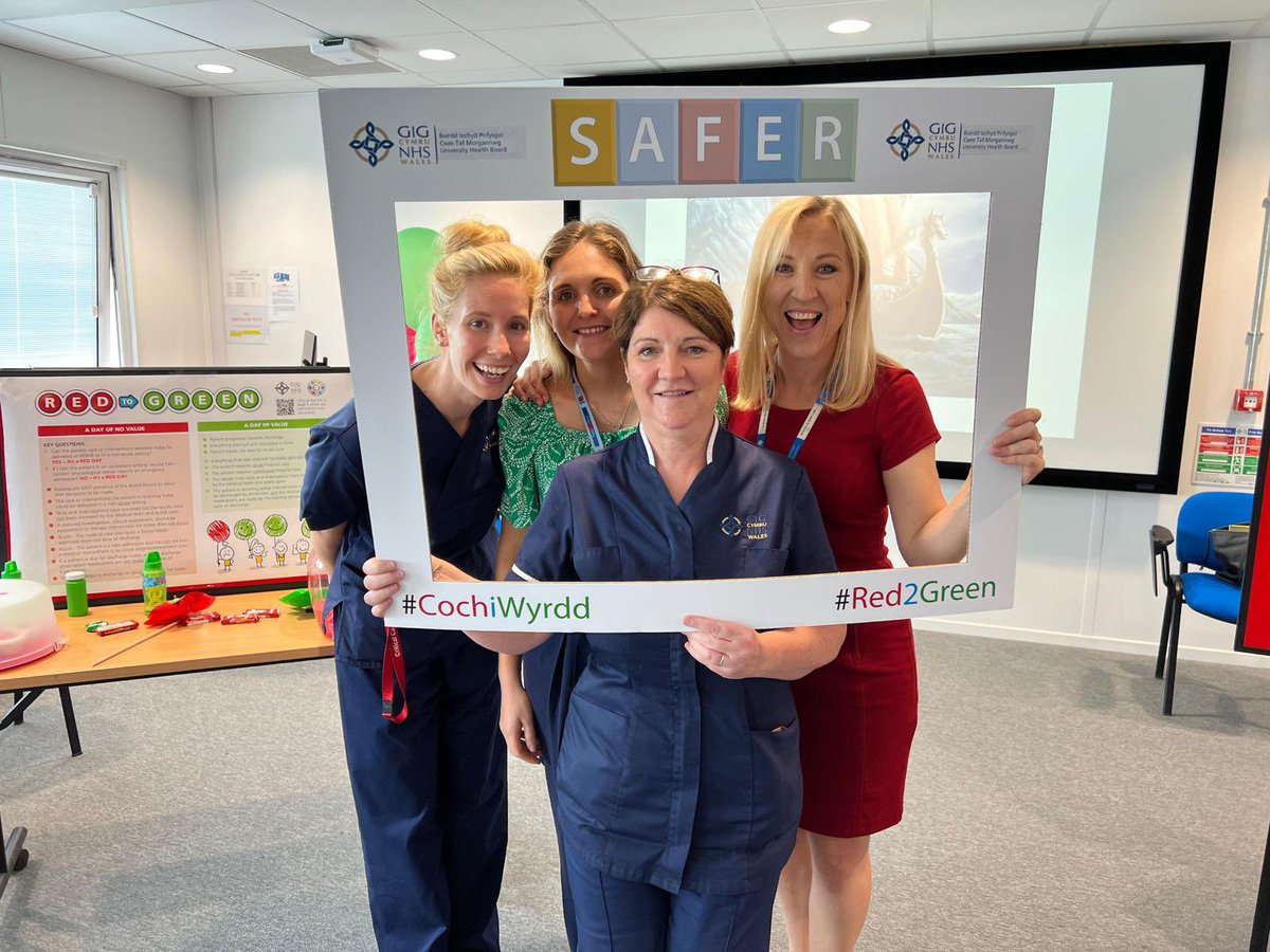EmilyAdamsPF's tweet photo. #last1000days #Red2green #yourtimematters at PCH today. Such a fantastic team driving the launch of Red2Green. We’re taking your insight forward. @HughesGethin @Pauldmears @NurseGregDix @neilalexcooper https://t.co/I3s4EF8e5Y