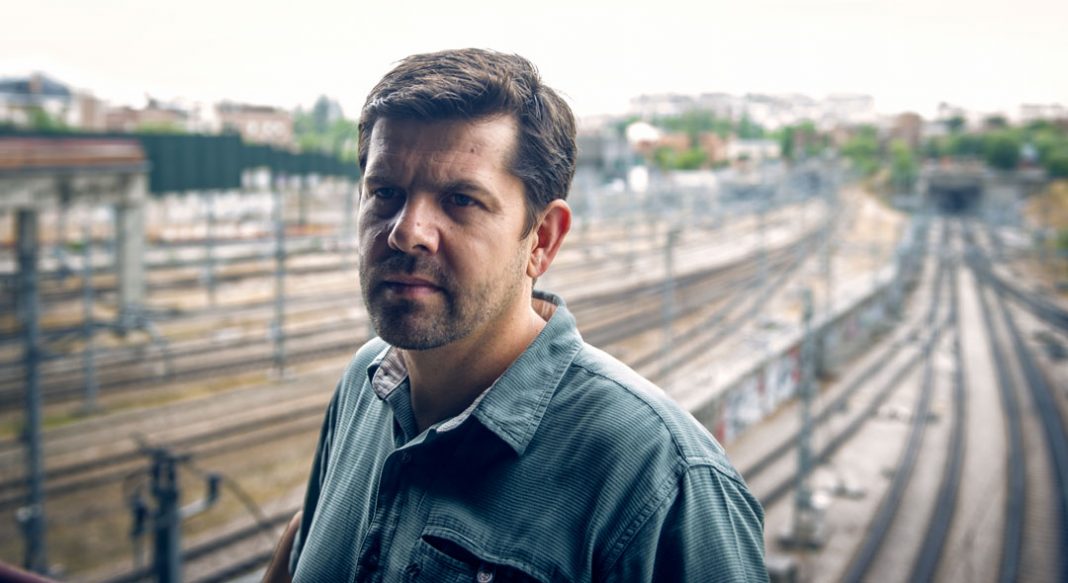 MadridDirectoOM's tweet photo. ▶️@ondamadrid
📻 101,3-106 FM
⏰ 16:20h
👉 Entrevista a @CotoloMamifero 
✔️ Presidente de la Asociación de víctimas Alvia @victimastren 
🎙️ EN VIVO https://t.co/FT6Pcuqo0L https://t.co/Zj9b0yTZSq
