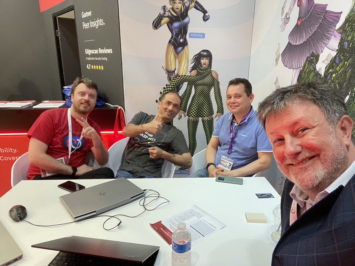 EoinKeary's tweet image. Me ⁦@TakaharuOgasa⁩ ⁦@DavidKennefick⁩ ⁦@slipdexic⁩ at #infosec2023