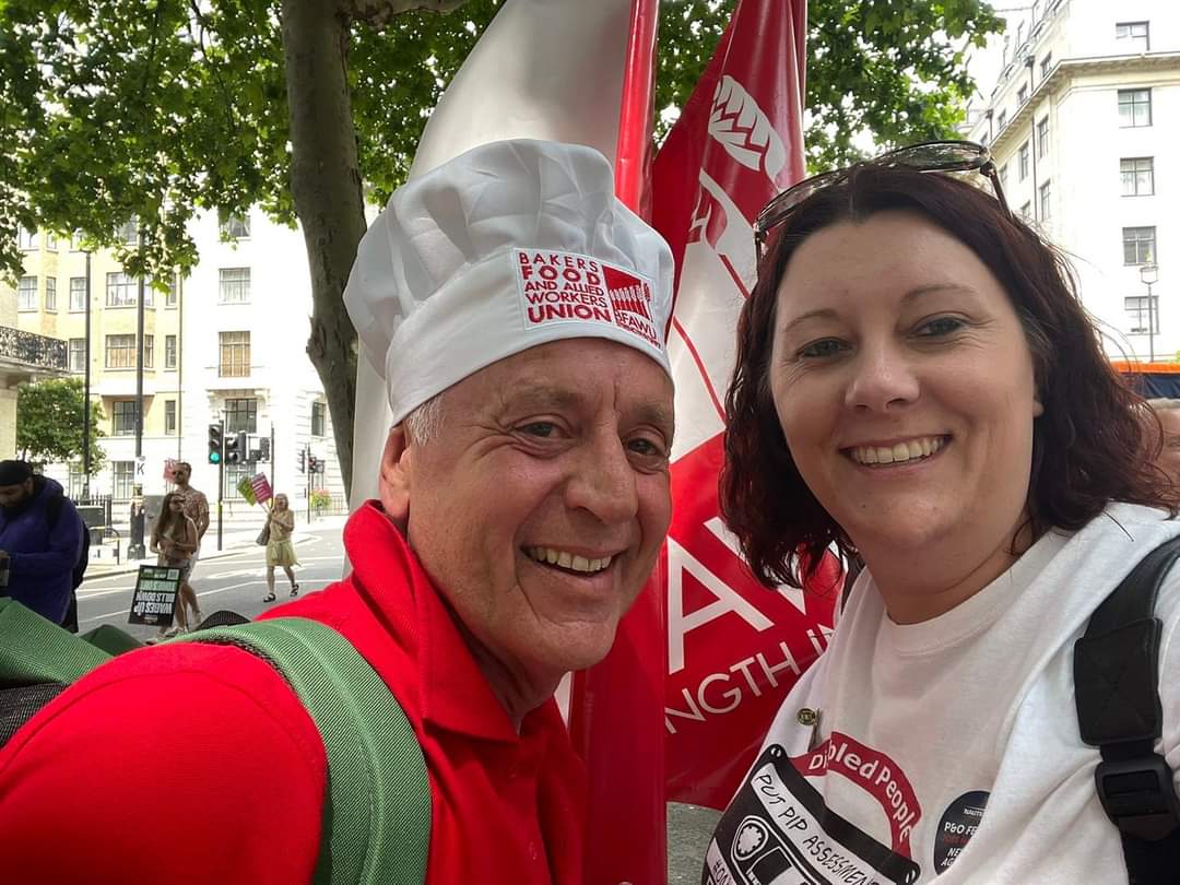 Bfawukernow's tweet photo. Time to join a Union..Time to join BFAWU. 
https://t.co/v9qMKAaEw2
https://t.co/JOQQjcb7TD
You won't regret it...BFAWU FOREVER ✊️✊️✊️💯 https://t.co/DHxnbHnGTz