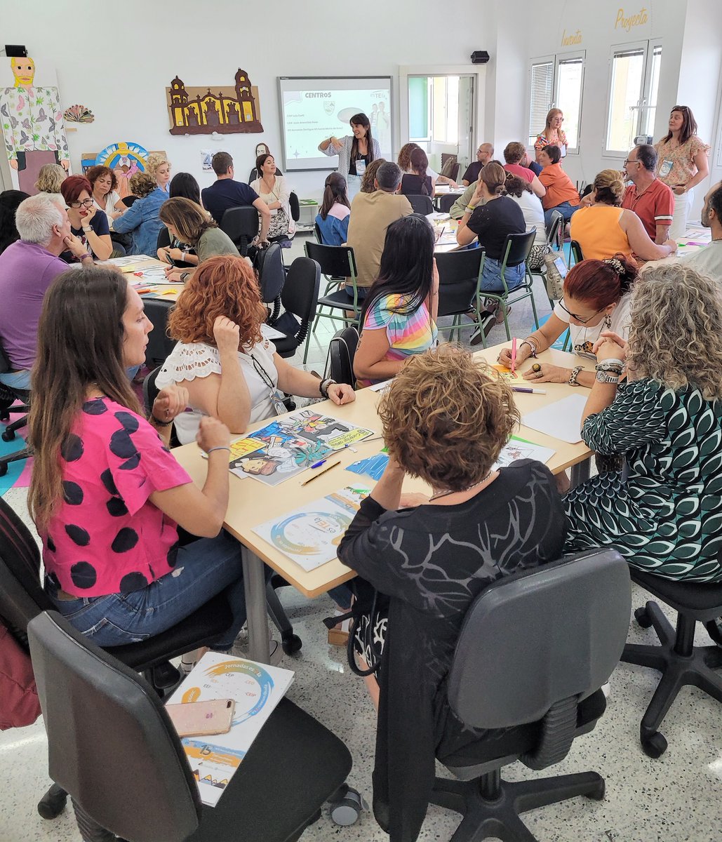 EducacionGobC's tweet photo. 📢El pasado 15 de junio se celebró la 2ª Jornada esTEla de este curso, para la provincia de Las Palmas; un encuentro dirigido a garantizar la difusión de prácticas para la transición educativa en 2022-23 y favorecer el enriquecimiento personal y profesional del profesorado https://t.co/6LVQL6lKNg