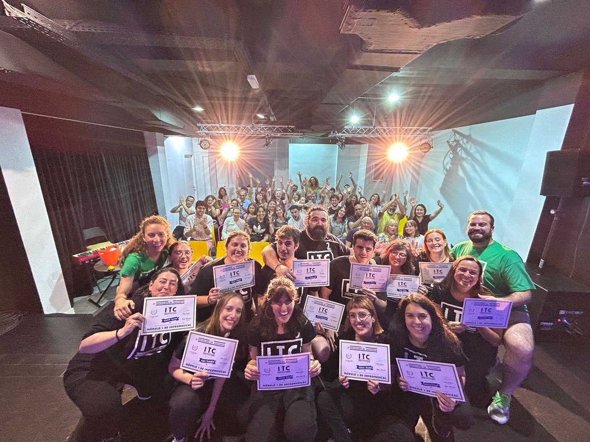 itcbcn's tweet photo. ¡Una muestra que alcanzó el número 1 de la lista de éxitos!🎶👏

🎹 https://t.co/puyipZvmEN

#itc #itcbcn #improtrainingcenter #escueladeimpro #impromusical https://t.co/asrGFtH9H6