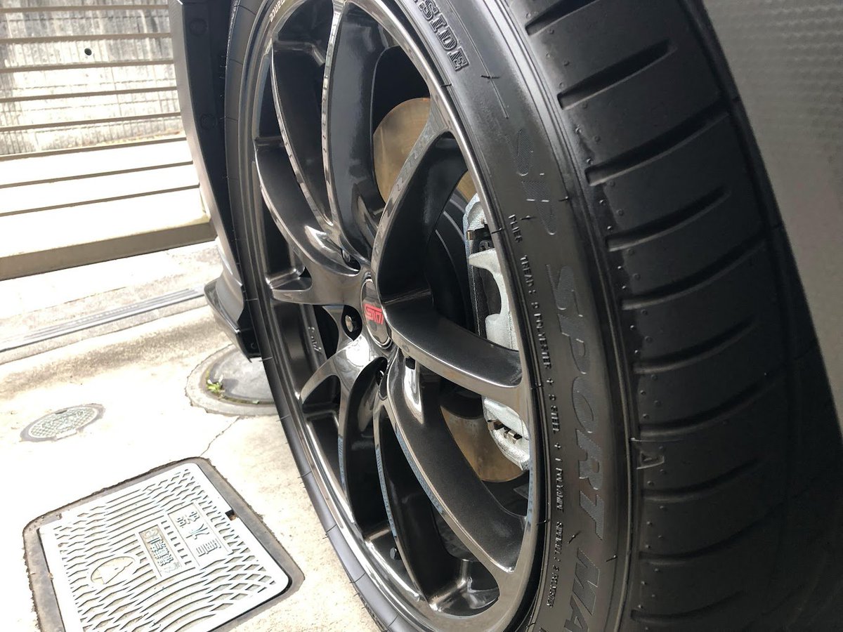 TribecaX's tweet photo. 10本スポーク友の会ってあったのですね
#10本スポーク友の会 #STIperformance https://t.co/xQsXlcRXeU